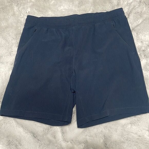 Mens 6” Shorts    - Picture 1 of 5